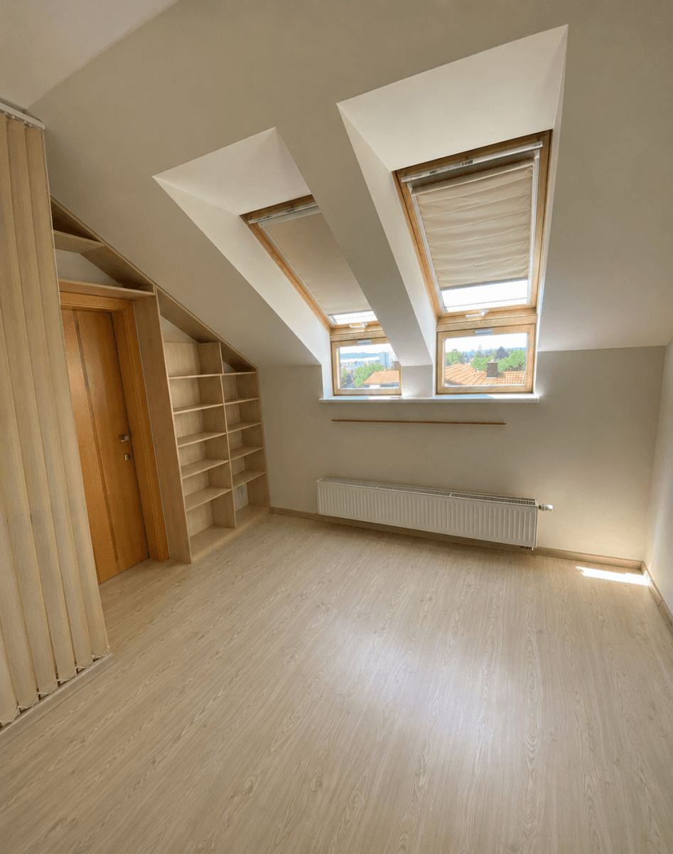 Pronájem bytu 4+kk 102 m², Národních mučedníků, Hradec Králové, Královéhradecký kraj Pronájem bytu 4+kk 102 m², Národních mučedníků, Hradec Králové, Královéhradecký kraj