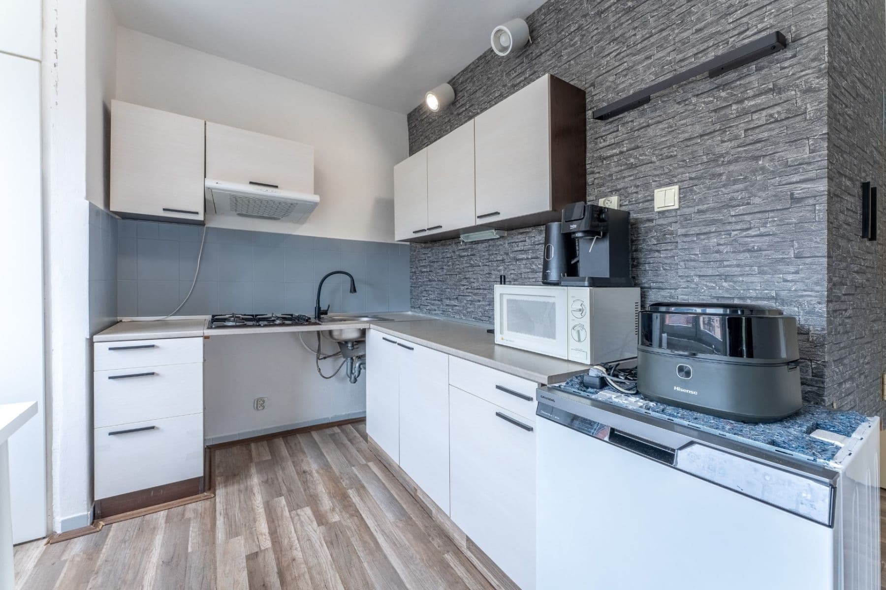 Prodej bytu 1+1 37 m², Dvořišťská, Praha, Praha Prodej bytu 1+1 37 m², Dvořišťská, Praha, Praha