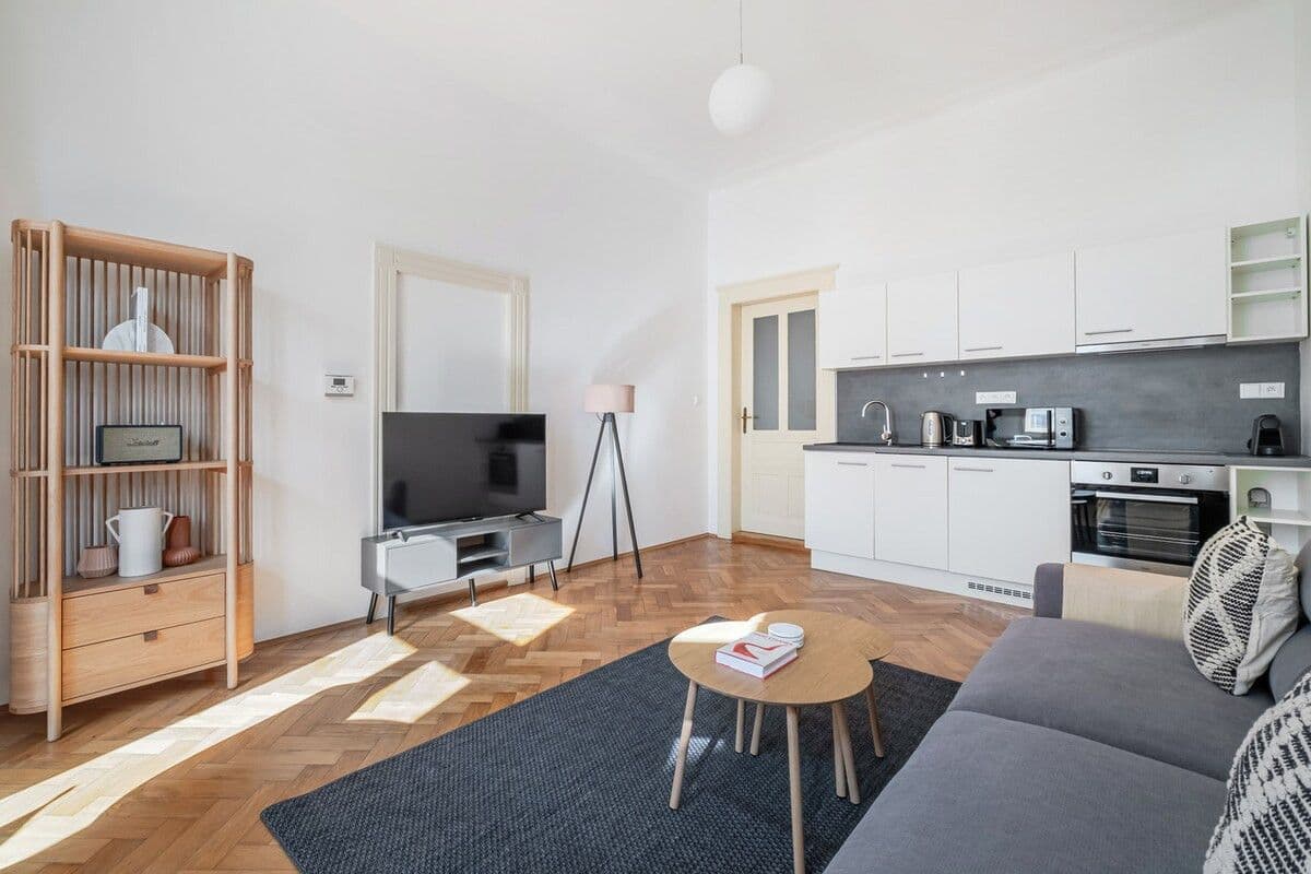 Pronájem bytu 48 m², Na Zderaze, Praha, Praha Pronájem bytu 48 m², Na Zderaze, Praha, Praha
