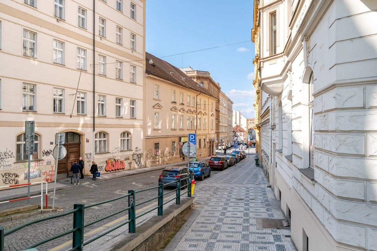 Pronájem bytu 48 m², Na Zderaze, Praha, Praha Pronájem bytu 48 m², Na Zderaze, Praha, Praha