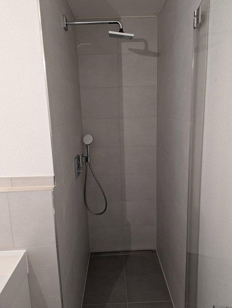 Pronájem bytu 4+1 94 m², Heidenheim an der Brenz, Bádensko-Württembersko Pronájem bytu 4+1 94 m², Heidenheim an der Brenz, Bádensko-Württembersko