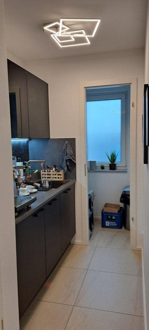 Pronájem kanceláře 130 m², Georg-Huber-Straße 12, Zorneding, Ortsteil Pöring, Bavorsko Pronájem kanceláře 130 m², Georg-Huber-Straße 12, Zorneding, Ortsteil Pöring, Bavorsko