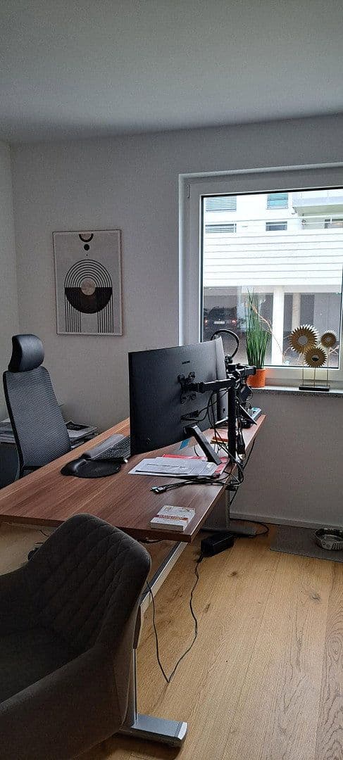 Pronájem kanceláře 130 m², Georg-Huber-Straße 12, Zorneding, Ortsteil Pöring, Bavorsko Pronájem kanceláře 130 m², Georg-Huber-Straße 12, Zorneding, Ortsteil Pöring, Bavorsko