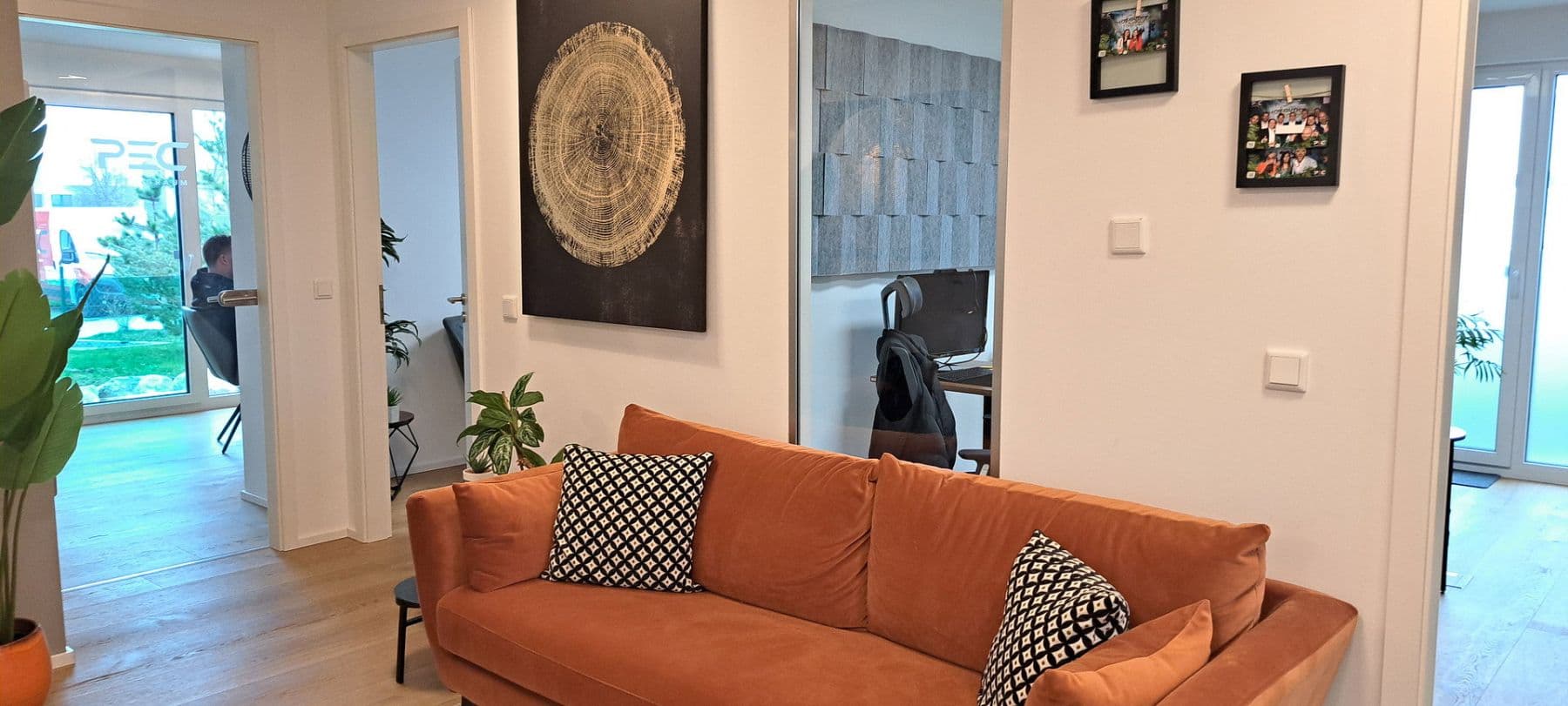Pronájem kanceláře 130 m², Georg-Huber-Straße 12, Zorneding, Ortsteil Pöring, Bavorsko Pronájem kanceláře 130 m², Georg-Huber-Straße 12, Zorneding, Ortsteil Pöring, Bavorsko