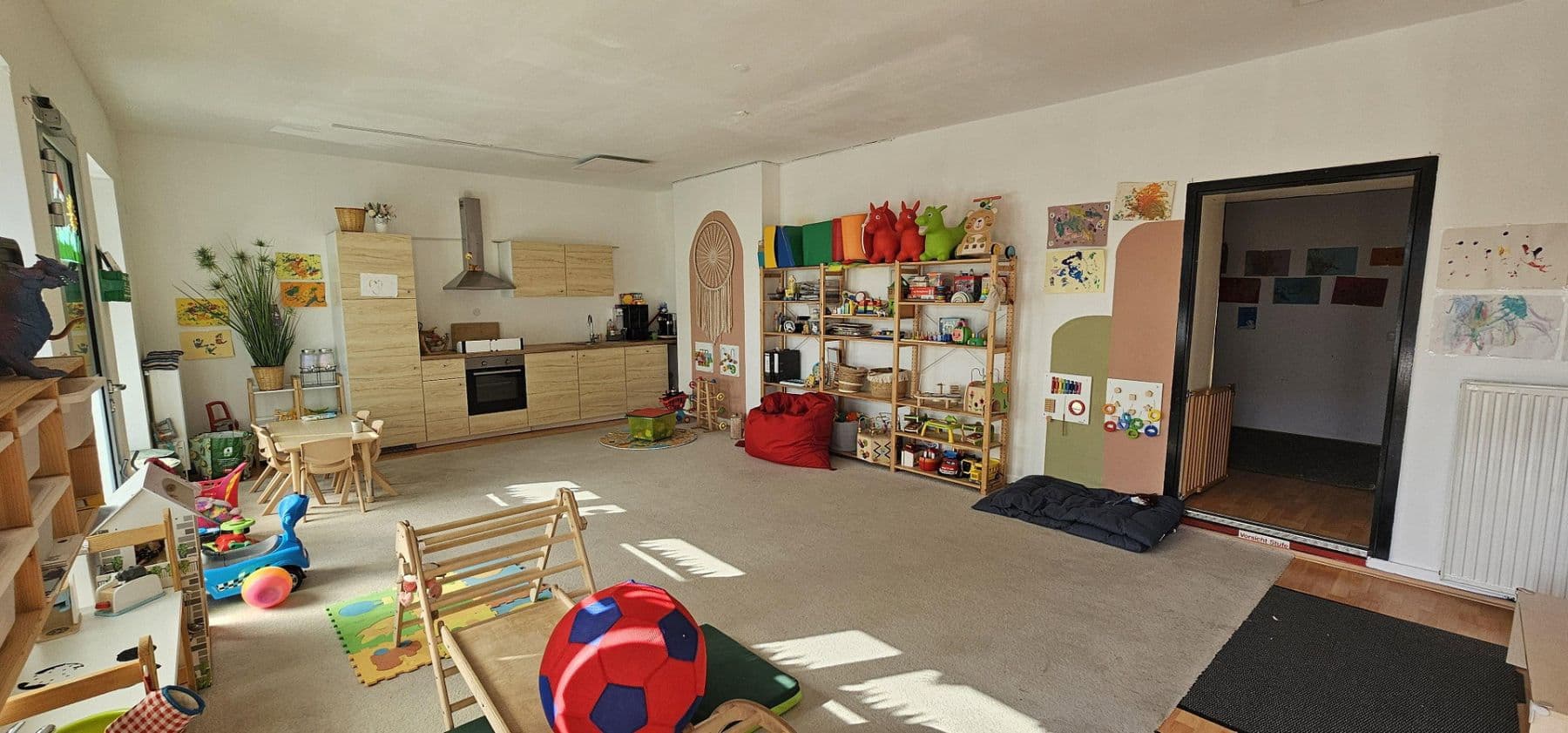 Pronájem kanceláře 83 m², Erkrather Straße 68, Düsseldorf, Severní Porýní-Vestfálsko Pronájem kanceláře 83 m², Erkrather Straße 68, Düsseldorf, Severní Porýní-Vestfálsko