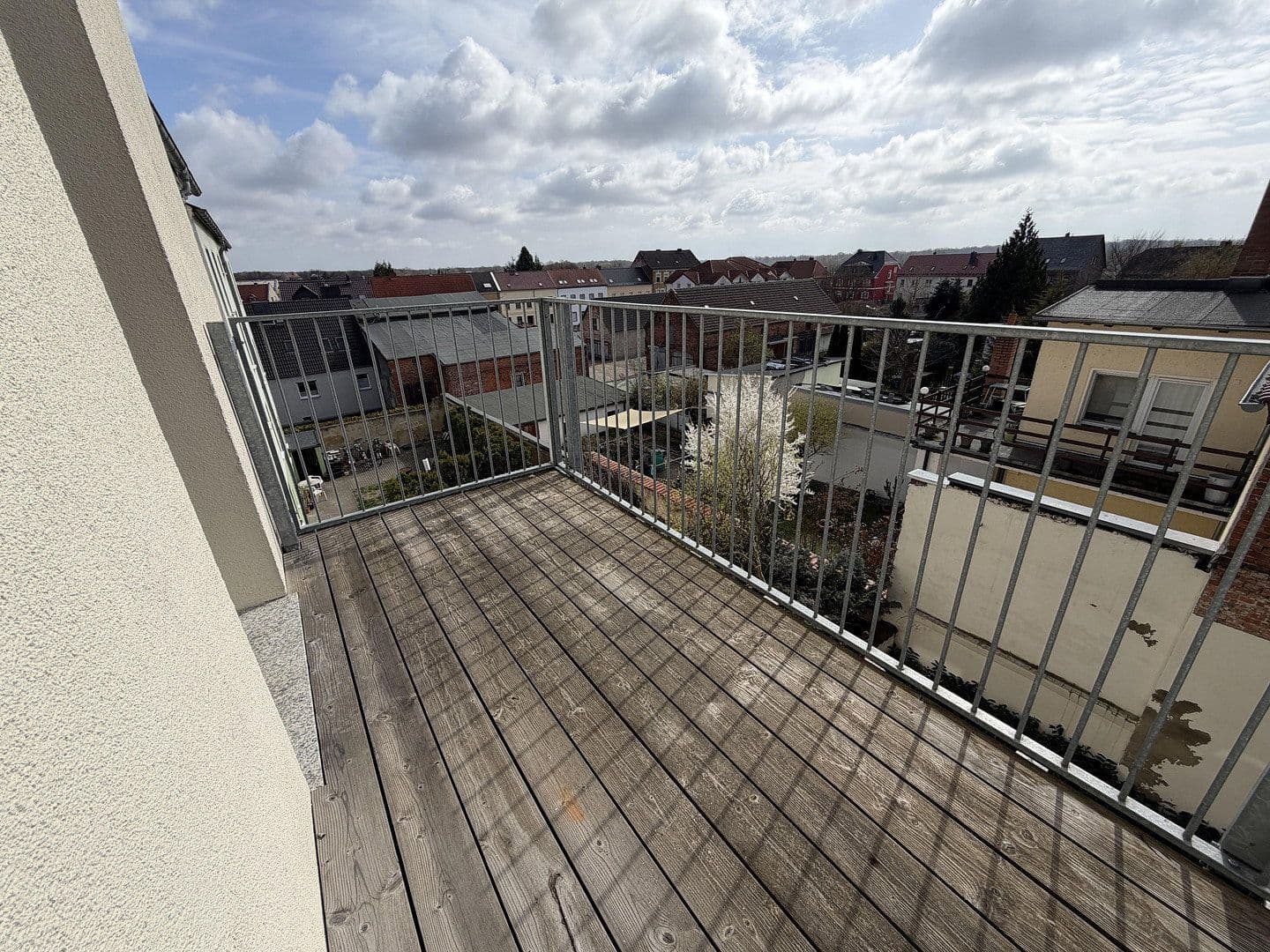 Pronájem bytu 3+kk 85 m², Ziegelstraße 47, Dessau-Roßlau, Sasko-Anhaltsko Pronájem bytu 3+kk 85 m², Ziegelstraße 47, Dessau-Roßlau, Sasko-Anhaltsko
