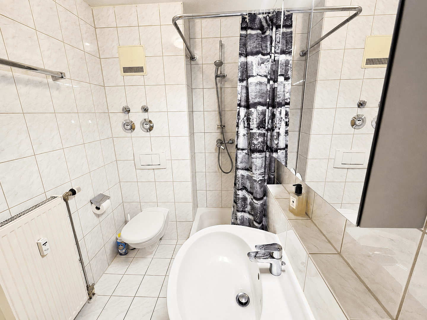 Pronájem bytu 2+1 42 m², Nußloch, Bádensko-Württembersko Pronájem bytu 2+1 42 m², Nußloch, Bádensko-Württembersko