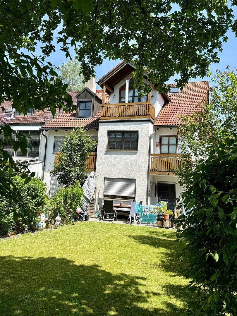 Prodej bytu 3+1 87 m², Reginastrasse 30, München, Bavorsko Prodej bytu 3+1 87 m², Reginastrasse 30, München, Bavorsko