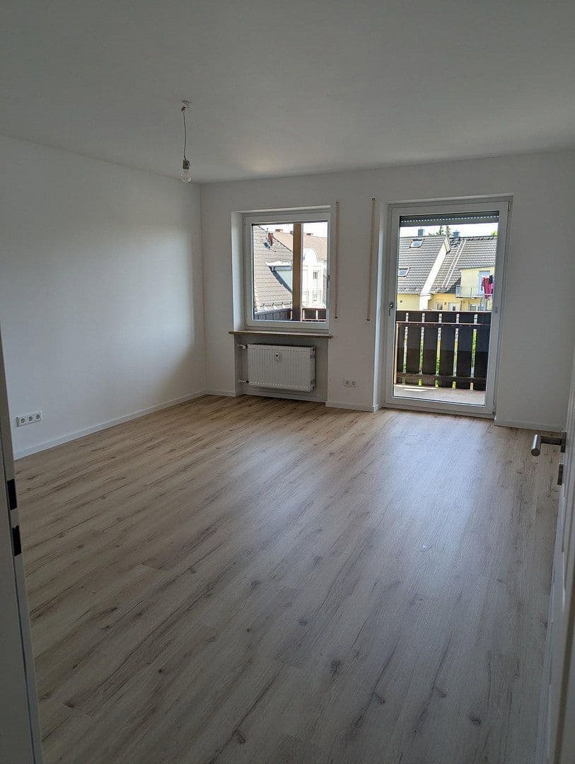 Pronájem bytu 3+1 87 m², Hauptstraße 61, Olching, Bavorsko Pronájem bytu 3+1 87 m², Hauptstraße 61, Olching, Bavorsko