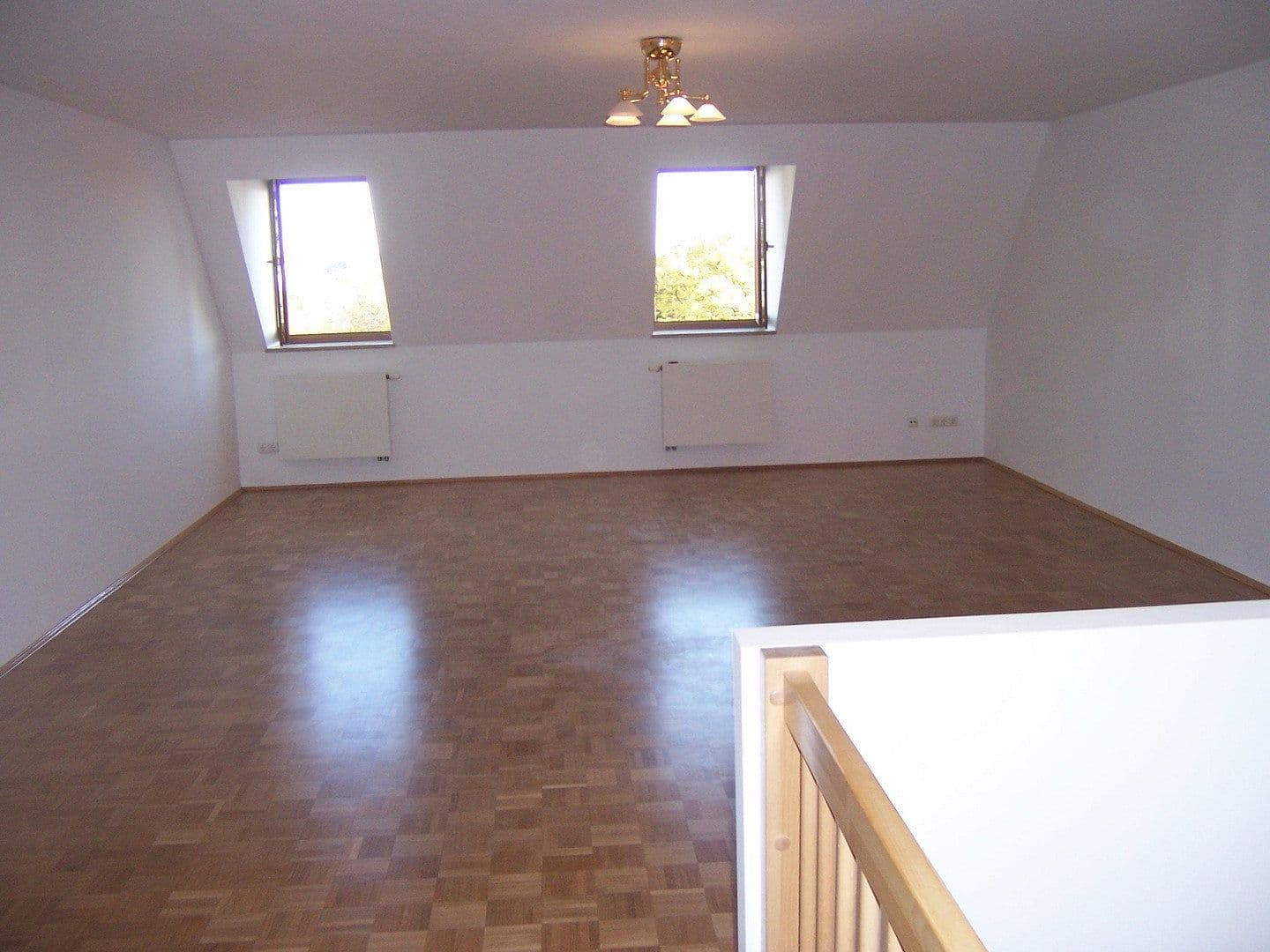Pronájem bytu 3+1 84 m², Ferdinand-Lassalle-Str. 11, Leipzig, Sasko Pronájem bytu 3+1 84 m², Ferdinand-Lassalle-Str. 11, Leipzig, Sasko