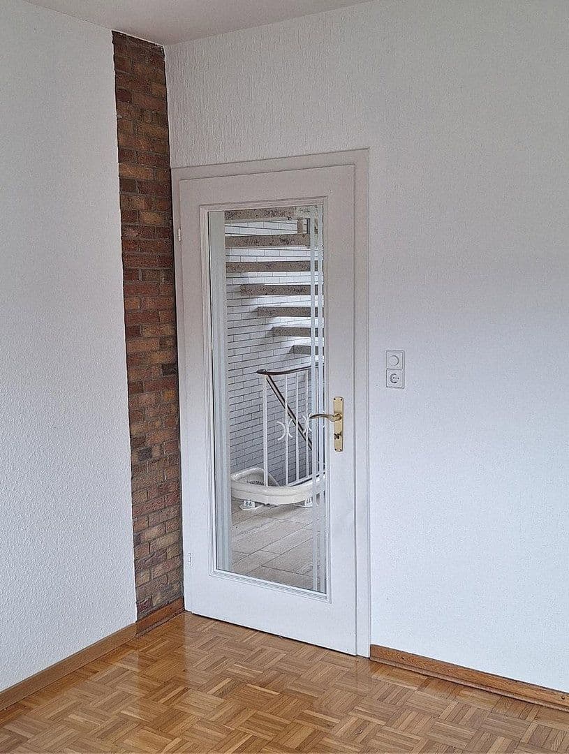 Prodej domu 204 m², pozemek 3.250 m², Diepholz, Dolní Sasko Prodej domu 204 m², pozemek 3.250 m², Diepholz, Dolní Sasko
