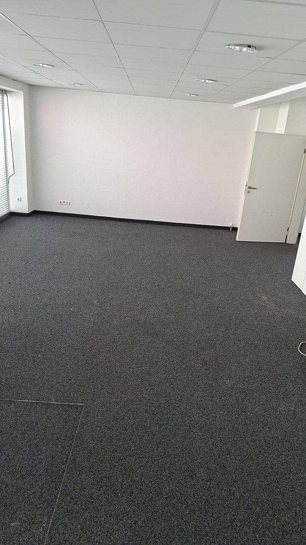 Pronájem nebytového prostoru 44 m², Bahnhofstr., Mörfelden-Walldorf, Hessen Pronájem nebytového prostoru 44 m², Bahnhofstr., Mörfelden-Walldorf, Hessen