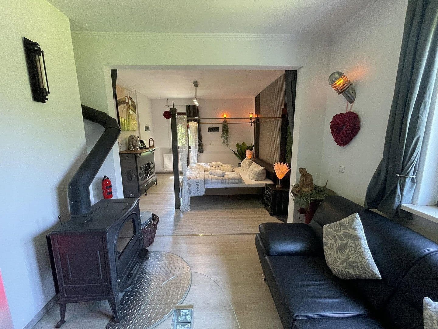Prodej domu 160 m², pozemek 7.296 m², Gerolstein, Porýní-Falc Prodej domu 160 m², pozemek 7.296 m², Gerolstein, Porýní-Falc