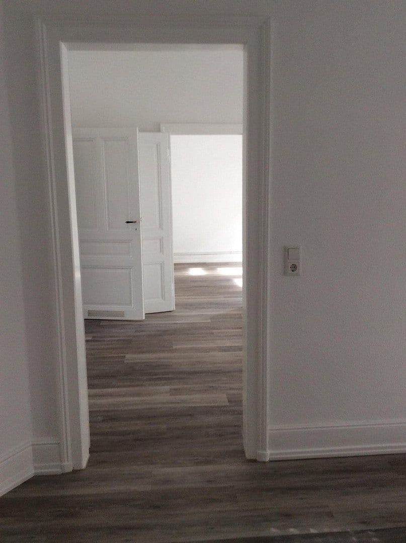 Pronájem bytu 3+1 80 m², Frankfurt am Main, Hessen Pronájem bytu 3+1 80 m², Frankfurt am Main, Hessen