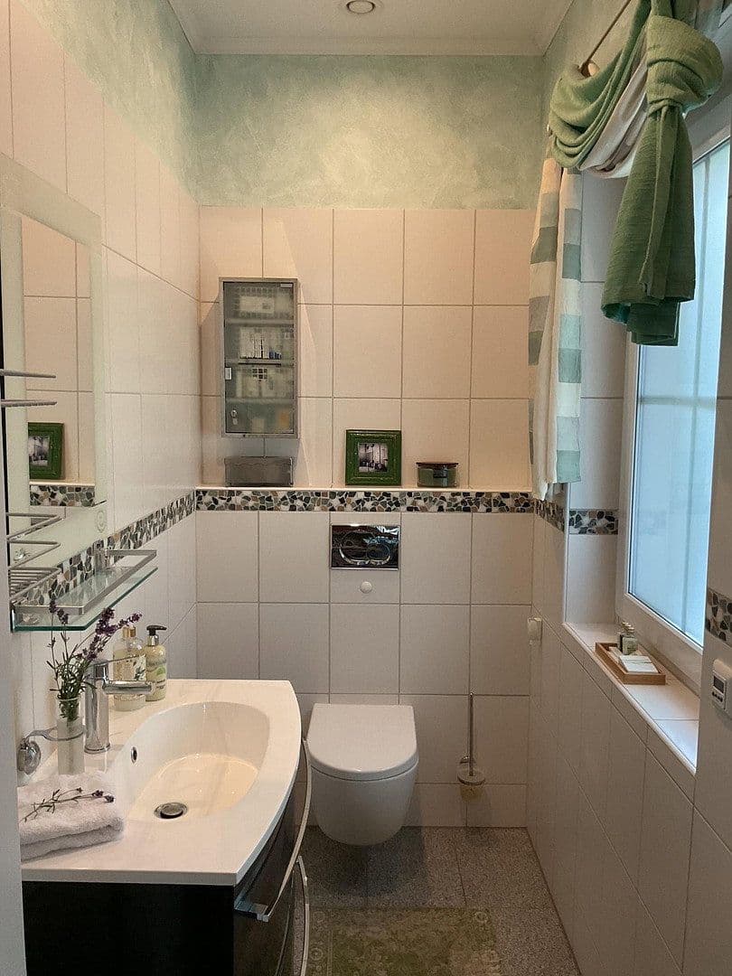 Prodej domu 250 m², pozemek 2.300 m², Glienicke/Nordbahn, Braniborsko Prodej domu 250 m², pozemek 2.300 m², Glienicke/Nordbahn, Braniborsko