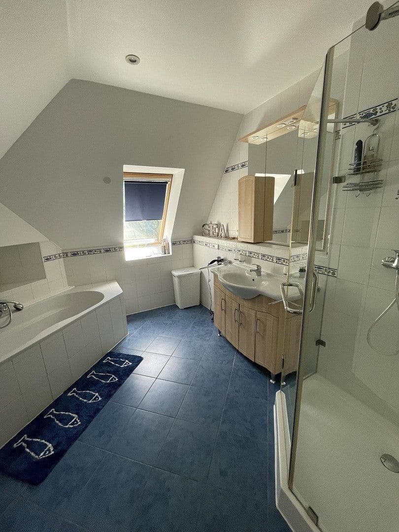 Prodej domu 250 m², pozemek 2.300 m², Glienicke/Nordbahn, Braniborsko Prodej domu 250 m², pozemek 2.300 m², Glienicke/Nordbahn, Braniborsko