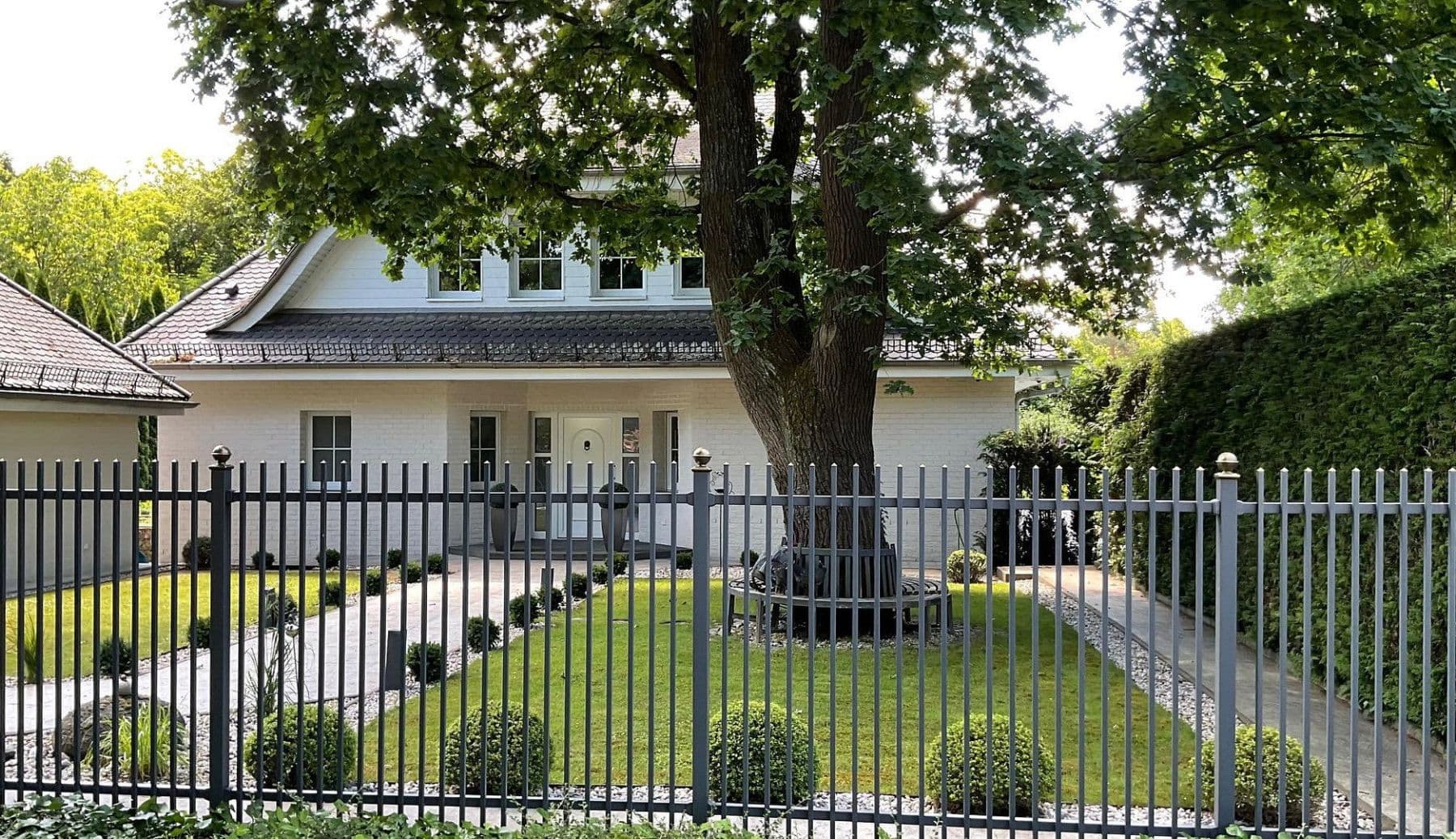 Prodej domu 250 m², pozemek 2.300 m², Glienicke/Nordbahn, Braniborsko Prodej domu 250 m², pozemek 2.300 m², Glienicke/Nordbahn, Braniborsko