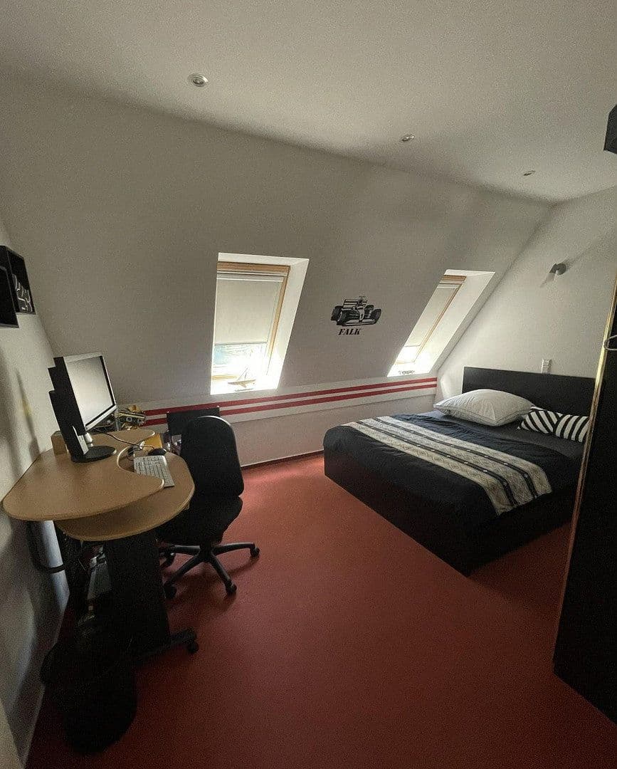 Prodej domu 250 m², pozemek 2.300 m², Glienicke/Nordbahn, Braniborsko Prodej domu 250 m², pozemek 2.300 m², Glienicke/Nordbahn, Braniborsko