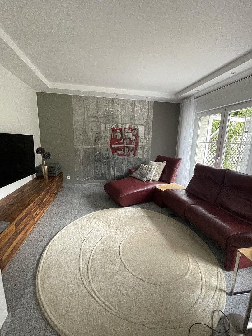 Prodej domu 250 m², pozemek 2.300 m², Glienicke/Nordbahn, Braniborsko Prodej domu 250 m², pozemek 2.300 m², Glienicke/Nordbahn, Braniborsko