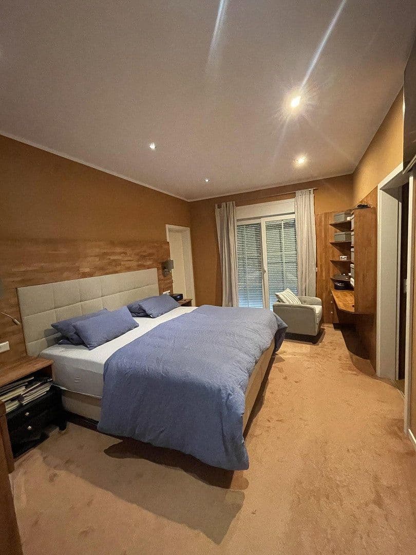 Prodej domu 250 m², pozemek 2.300 m², Glienicke/Nordbahn, Braniborsko Prodej domu 250 m², pozemek 2.300 m², Glienicke/Nordbahn, Braniborsko