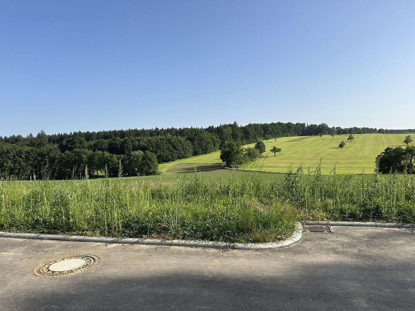 Prodej pozemku 353 m², Enzianweg 30, Schorndorf, Bádensko-Württembersko Prodej pozemku 353 m², Enzianweg 30, Schorndorf, Bádensko-Württembersko