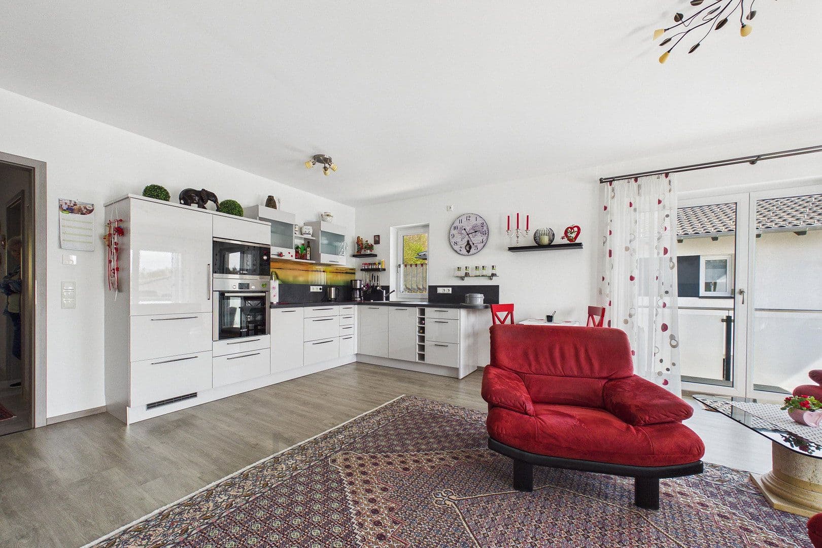 Prodej bytu 3+1 84 m², Wiesenweg 2, Hengersberg, Bavorsko Prodej bytu 3+1 84 m², Wiesenweg 2, Hengersberg, Bavorsko