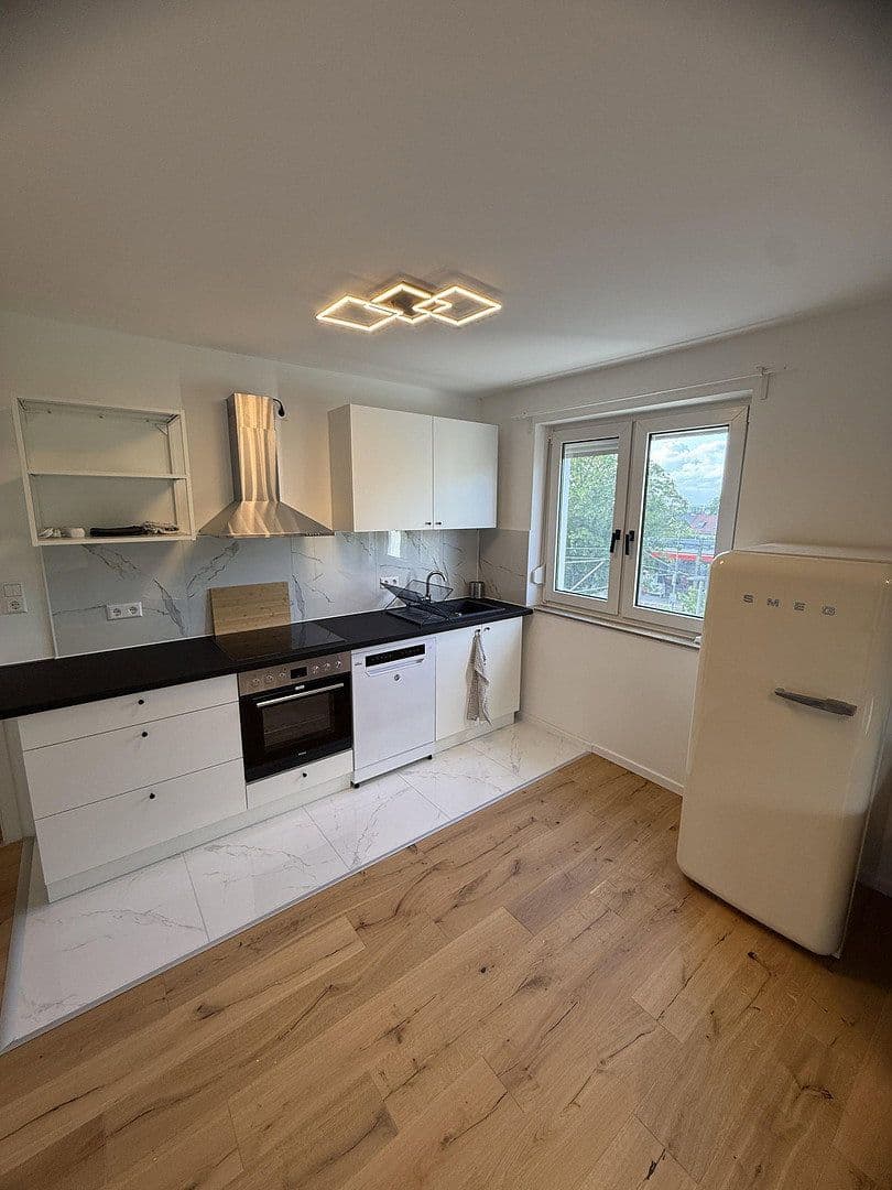Prodej bytu 3+1 68 m², Stuttgart, Bádensko-Württembersko Prodej bytu 3+1 68 m², Stuttgart, Bádensko-Württembersko
