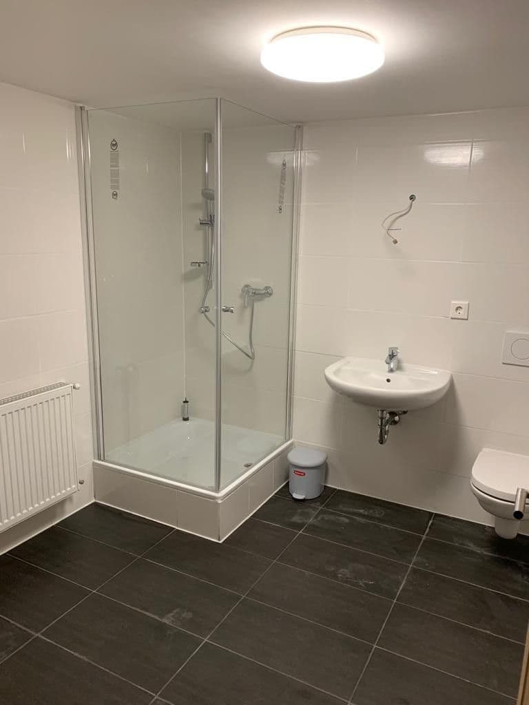 Prodej nebytového prostoru 2.115 m², Altdorf, Bavorsko Prodej nebytového prostoru 2.115 m², Altdorf, Bavorsko
