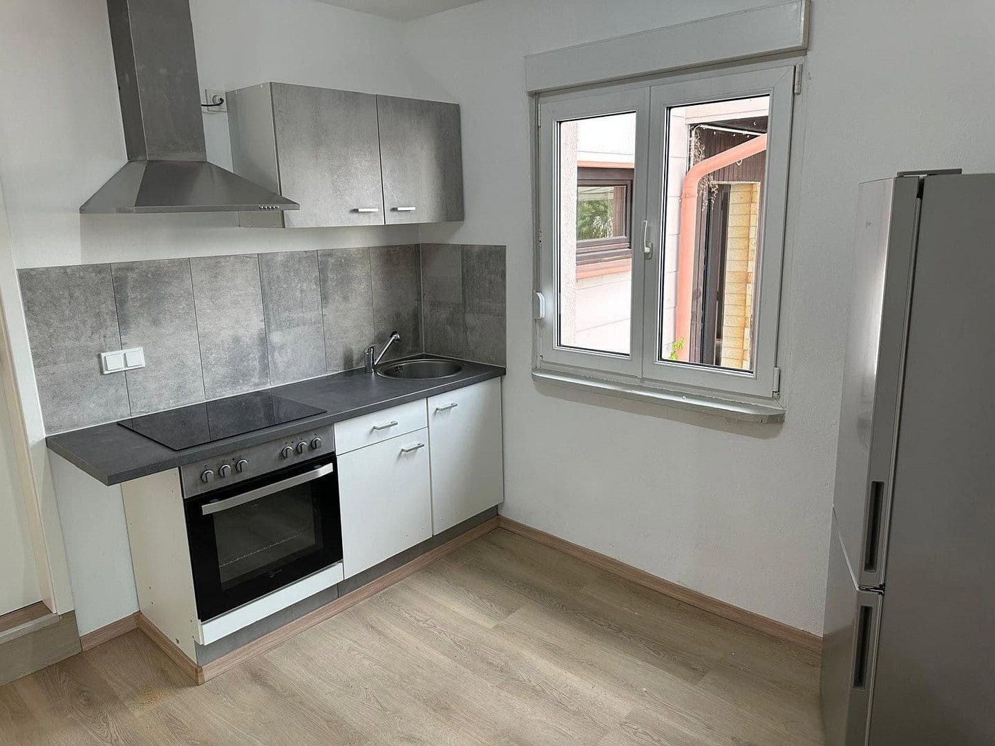 Pronájem bytu 16 m², Homburg, Země Sársko Pronájem bytu 16 m², Homburg, Země Sársko