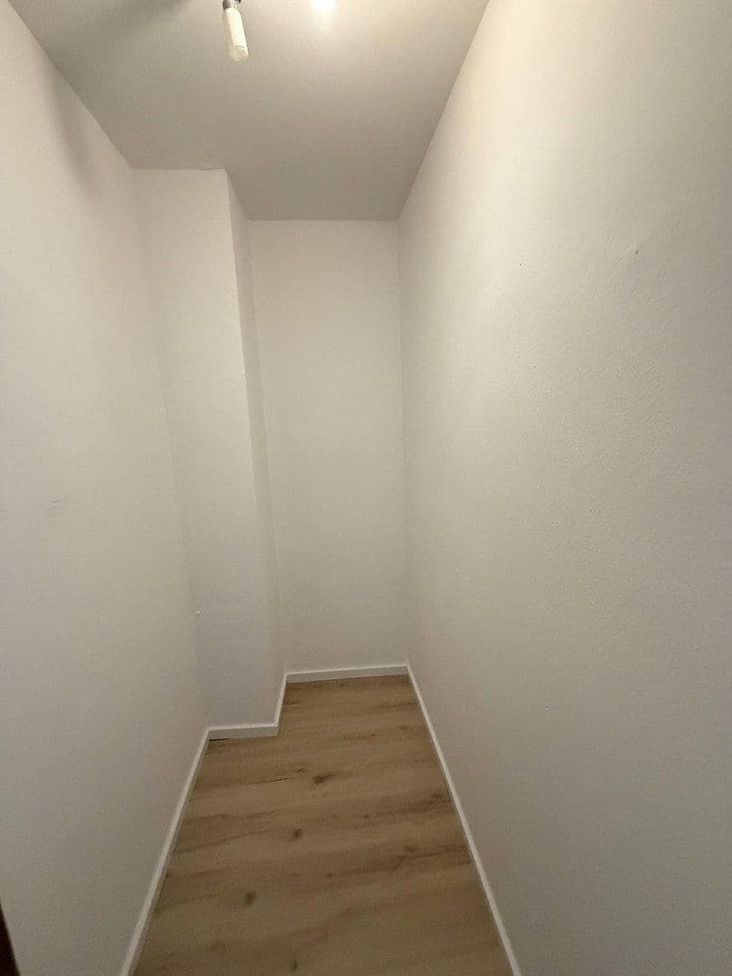 Pronájem bytu 4+1 133 m², Ludwigstraße 70, Wald-Michelbach, Hessen Pronájem bytu 4+1 133 m², Ludwigstraße 70, Wald-Michelbach, Hessen