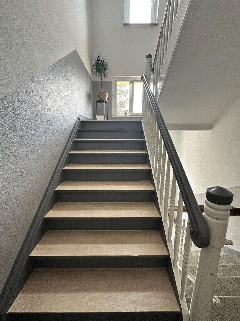 Pronájem bytu 3+1 84 m², Chemnitzer Str. 72, Meerane, Sasko Pronájem bytu 3+1 84 m², Chemnitzer Str. 72, Meerane, Sasko