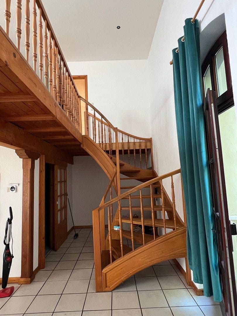 Pronájem bytu 3+1 80 m², Roermonder Strasse 279, Mönchengladbach, Severní Porýní-Vestfálsko Pronájem bytu 3+1 80 m², Roermonder Strasse 279, Mönchengladbach, Severní Porýní-Vestfálsko