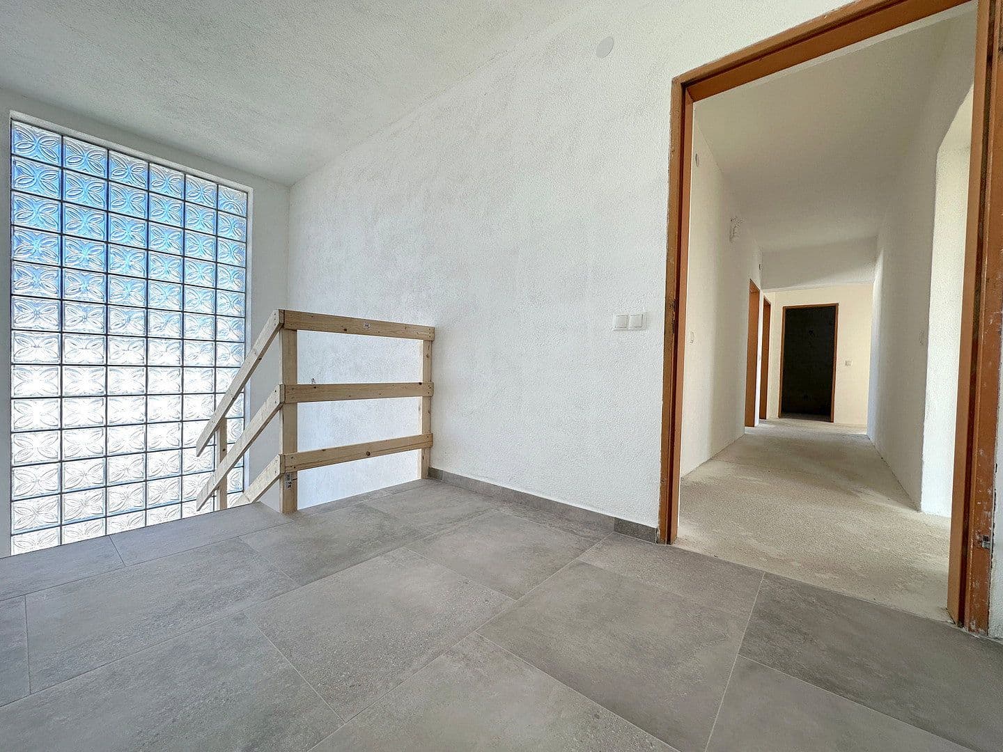 Prodej domu 225 m², pozemek 692 m², Dr.-Alfred-Besenböck-Straße 7, Schrems, Dolní Rakousko Prodej domu 225 m², pozemek 692 m², Dr.-Alfred-Besenböck-Straße 7, Schrems, Dolní Rakousko