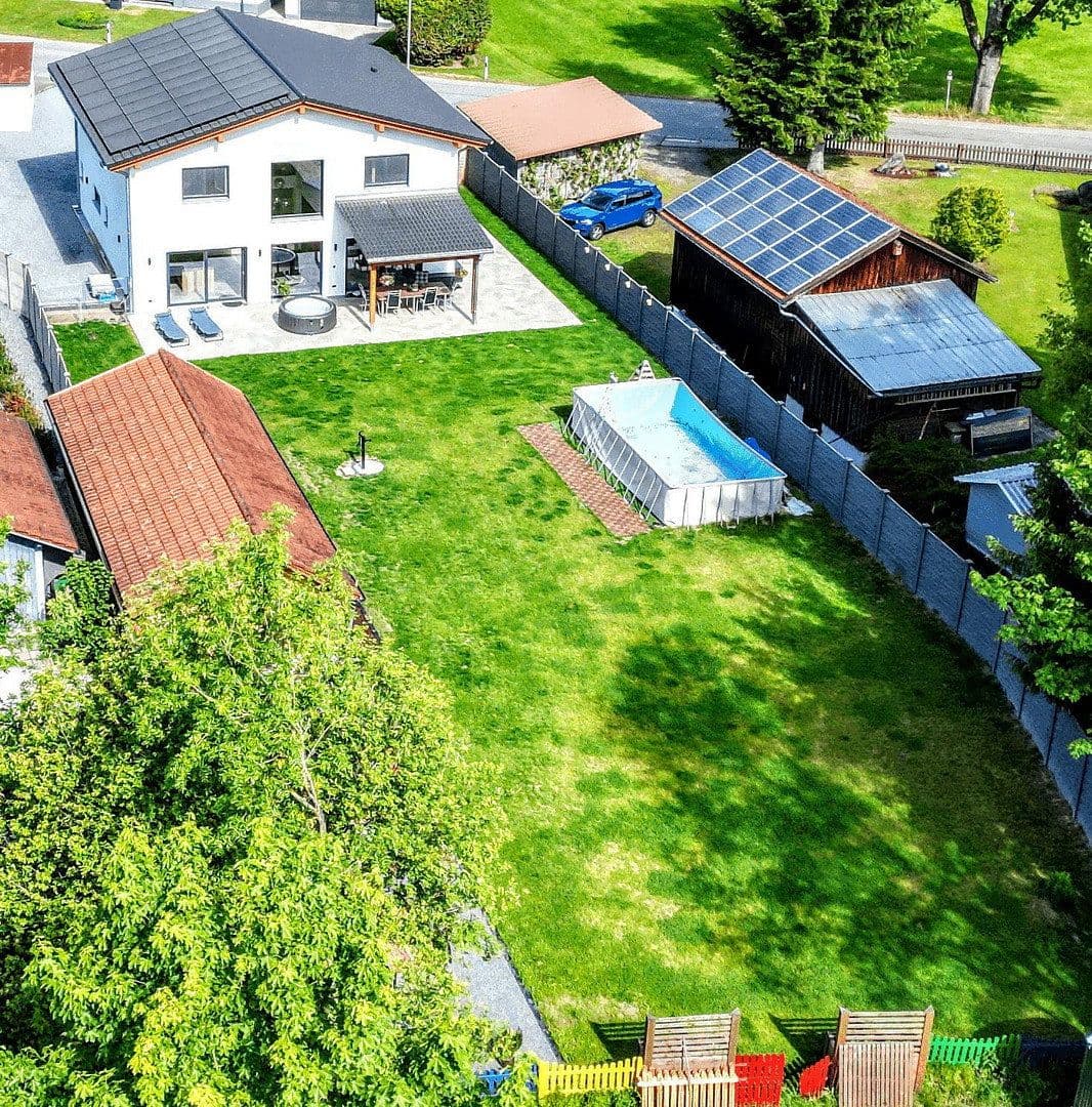 Prodej domu 229 m², pozemek 1.879 m², Ringelai, Bavorsko Prodej domu 229 m², pozemek 1.879 m², Ringelai, Bavorsko