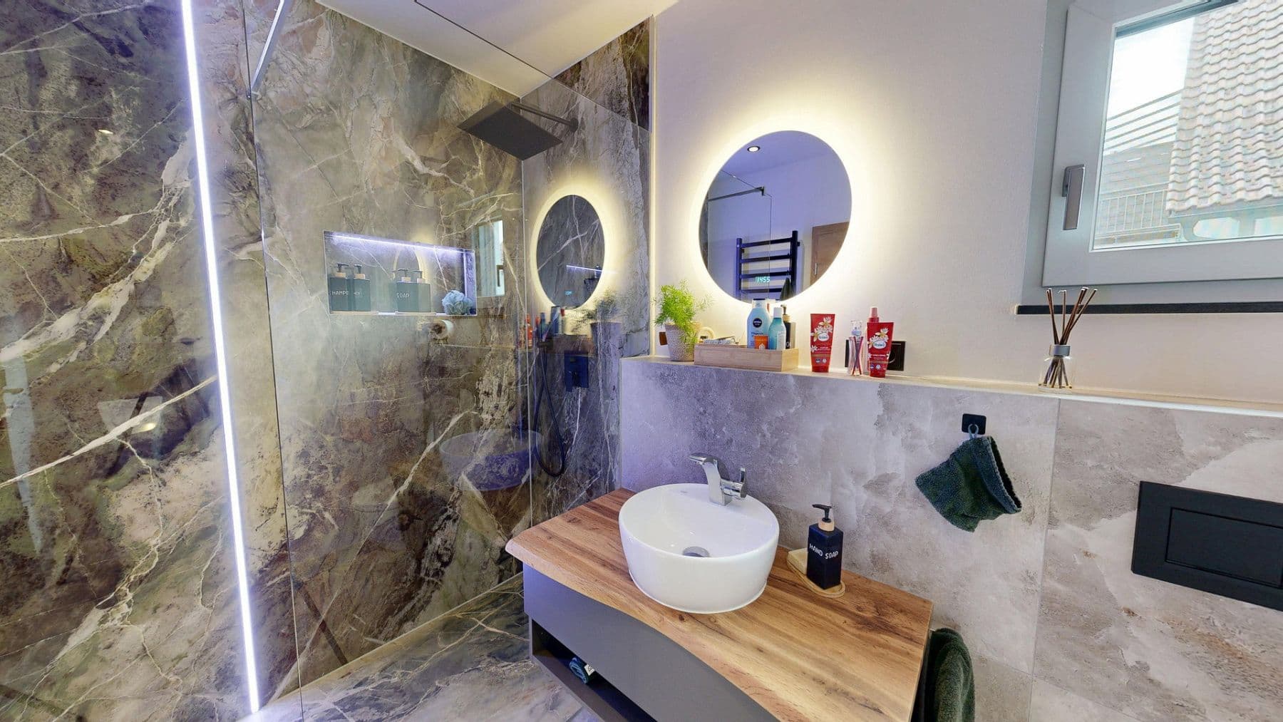 Prodej domu 229 m², pozemek 1.879 m², Ringelai, Bavorsko Prodej domu 229 m², pozemek 1.879 m², Ringelai, Bavorsko