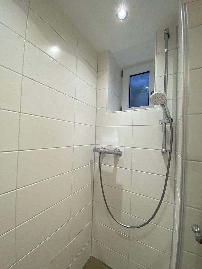 Pronájem bytu 3+1 74 m², Regensburg, Bavorsko Pronájem bytu 3+1 74 m², Regensburg, Bavorsko