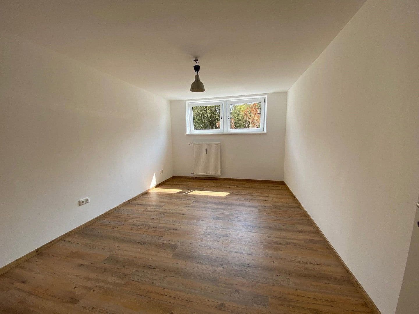Pronájem bytu 3+1 74 m², Regensburg, Bavorsko Pronájem bytu 3+1 74 m², Regensburg, Bavorsko