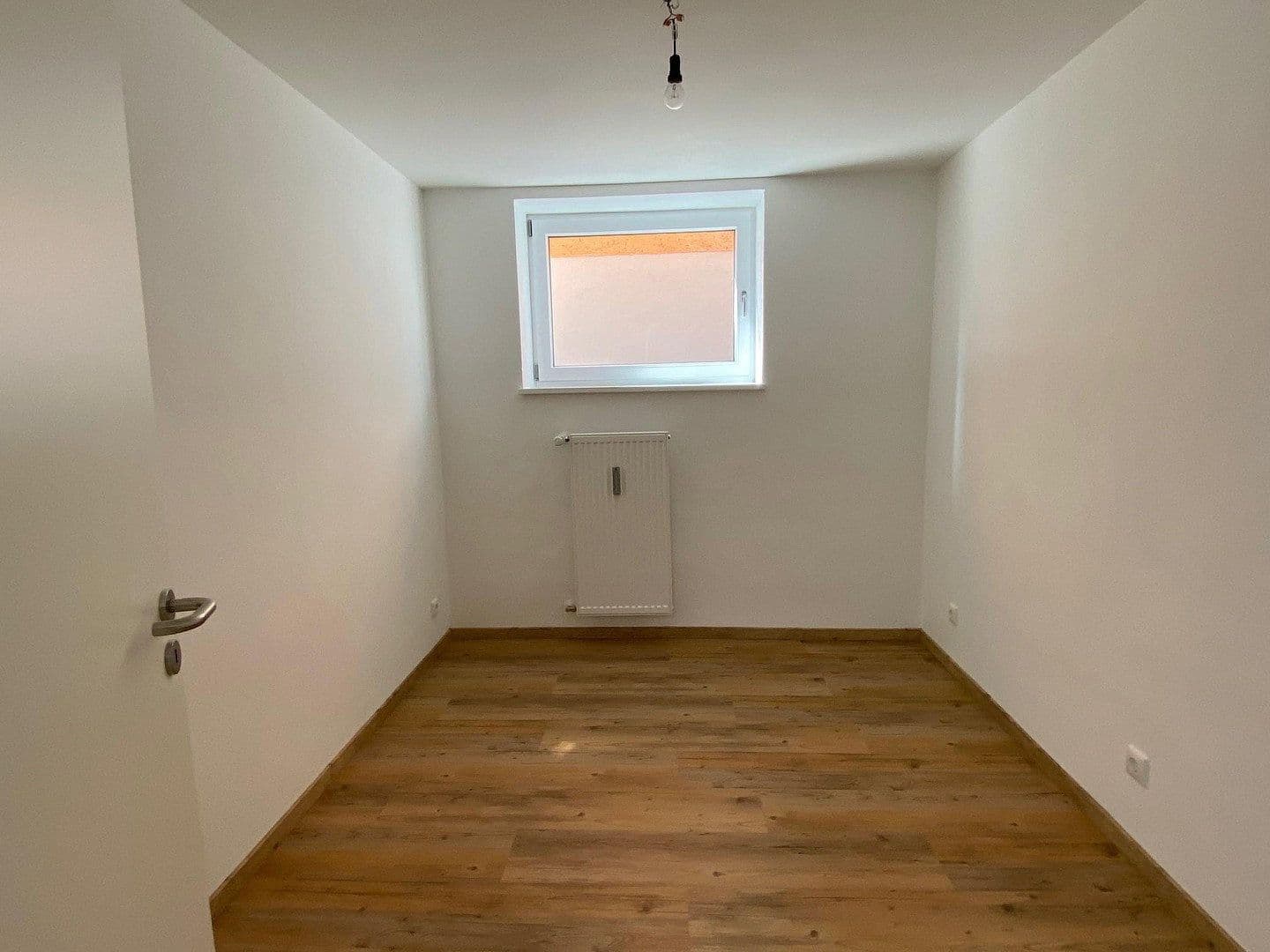 Pronájem bytu 3+1 74 m², Regensburg, Bavorsko Pronájem bytu 3+1 74 m², Regensburg, Bavorsko
