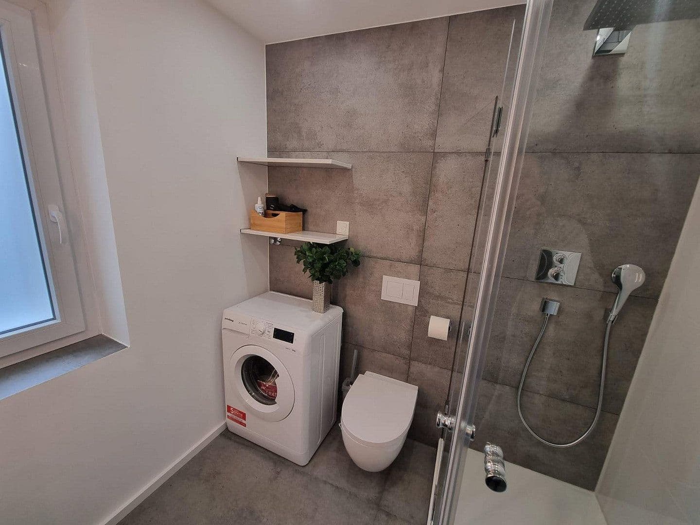Pronájem bytu 2+1 60 m², Oberbilker Allee, 39, Düsseldorf, Severní Porýní-Vestfálsko Pronájem bytu 2+1 60 m², Oberbilker Allee, 39, Düsseldorf, Severní Porýní-Vestfálsko
