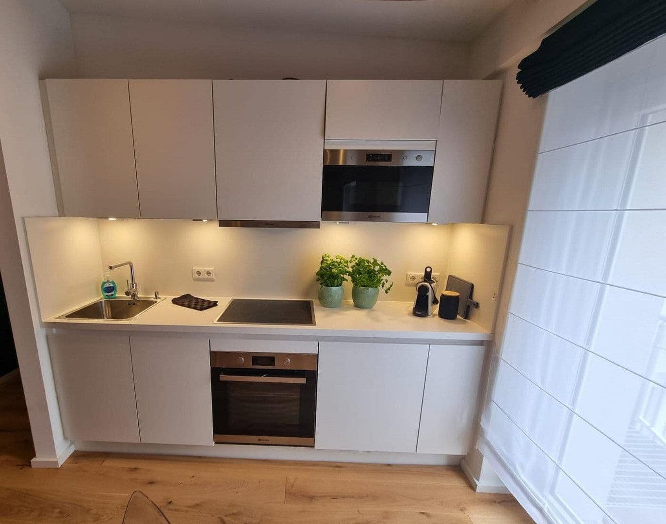 Pronájem bytu 2+1 60 m², Oberbilker Allee, 39, Düsseldorf, Severní Porýní-Vestfálsko Pronájem bytu 2+1 60 m², Oberbilker Allee, 39, Düsseldorf, Severní Porýní-Vestfálsko