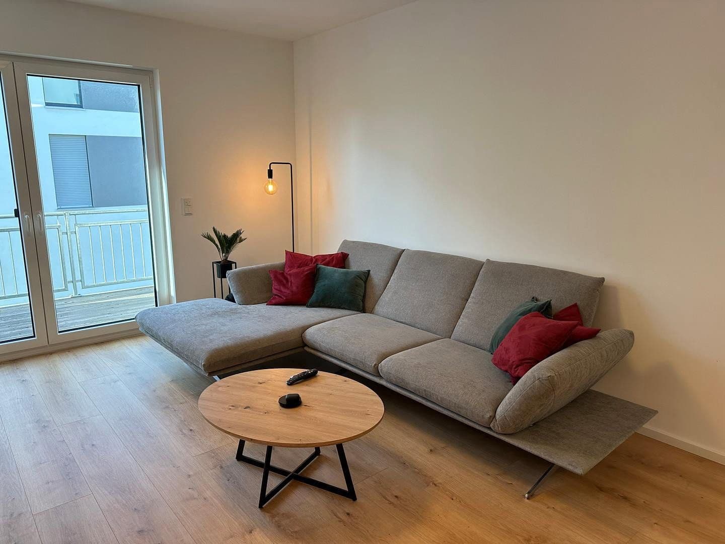 Pronájem bytu 2+1 65 m², Frida-Kahlo-Straße 17, Braunschweig, Dolní Sasko Pronájem bytu 2+1 65 m², Frida-Kahlo-Straße 17, Braunschweig, Dolní Sasko