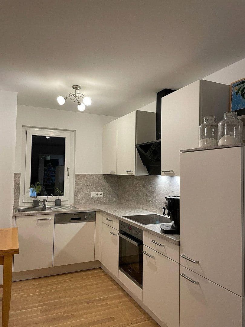 Pronájem bytu 2+1 50 m², Maria-Arndts-Str. 27, München Aubing, Bavorsko Pronájem bytu 2+1 50 m², Maria-Arndts-Str. 27, München Aubing, Bavorsko