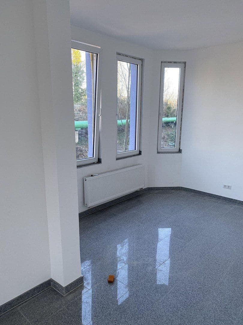Prodej domu 520 m², pozemek 210 m², Saarbrückerstr. 70, Dortmund, Severní Porýní-Vestfálsko Prodej domu 520 m², pozemek 210 m², Saarbrückerstr. 70, Dortmund, Severní Porýní-Vestfálsko