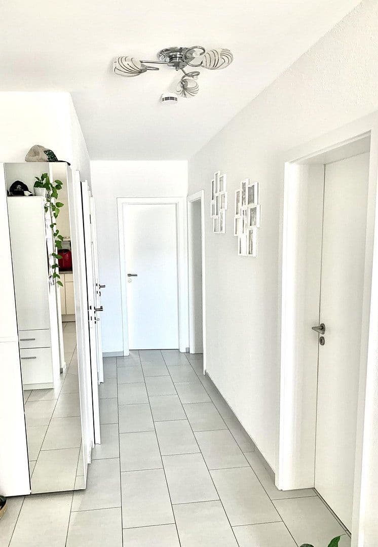 Pronájem bytu 3+1 81 m², Falkenring 12/1, Villingen-Schwenningen, Bádensko-Württembersko Pronájem bytu 3+1 81 m², Falkenring 12/1, Villingen-Schwenningen, Bádensko-Württembersko