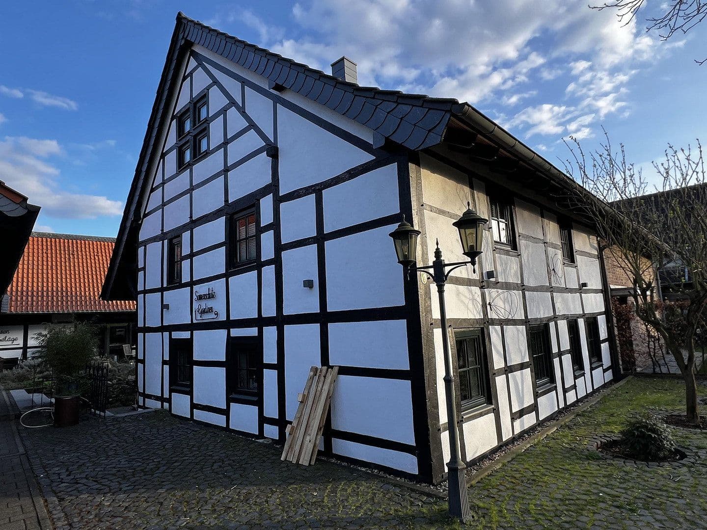 Prodej domu 345 m², pozemek 1.826 m², Mönchengladbach, Severní Porýní-Vestfálsko Prodej domu 345 m², pozemek 1.826 m², Mönchengladbach, Severní Porýní-Vestfálsko