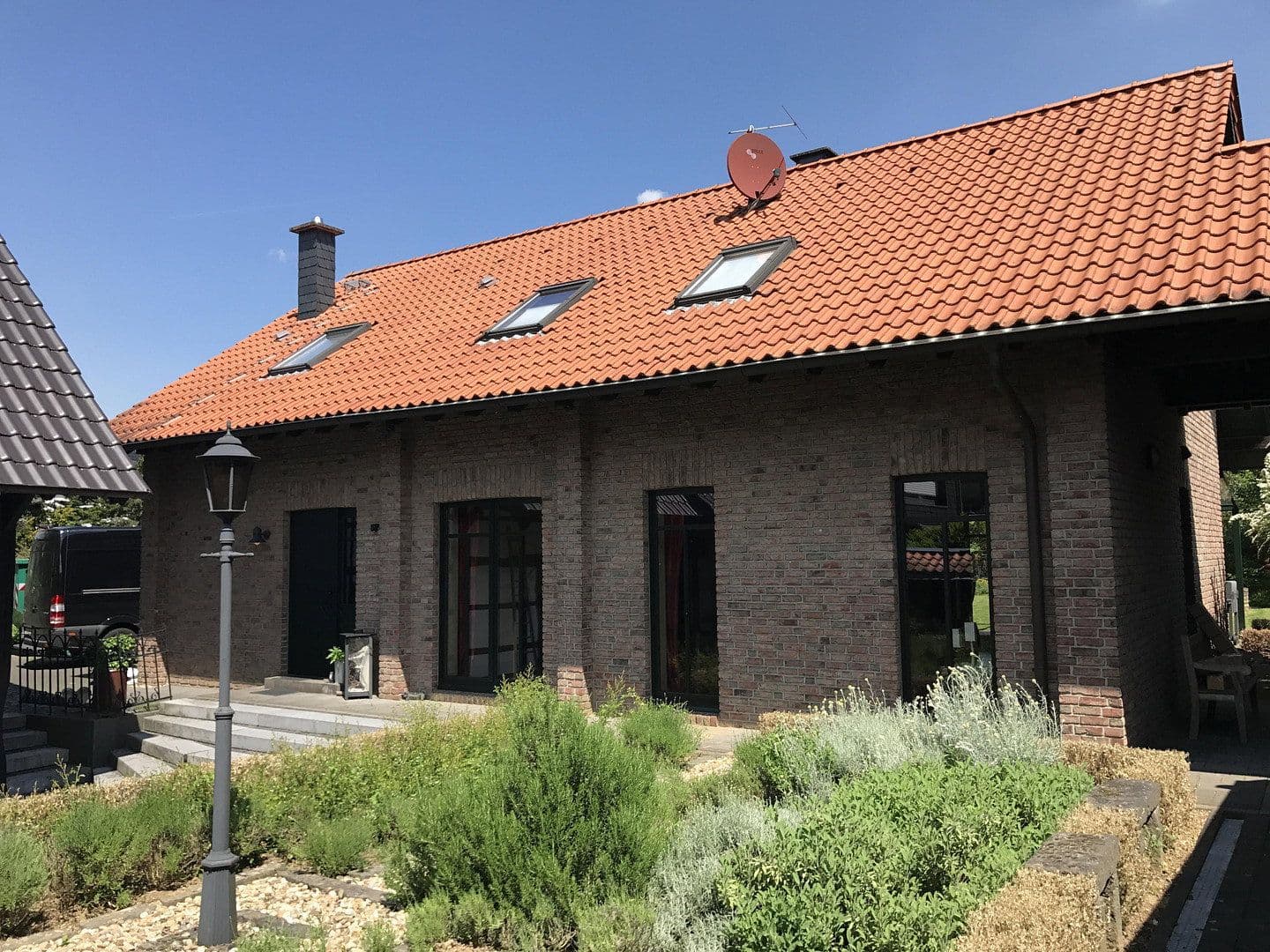 Prodej domu 345 m², pozemek 1.826 m², Mönchengladbach, Severní Porýní-Vestfálsko Prodej domu 345 m², pozemek 1.826 m², Mönchengladbach, Severní Porýní-Vestfálsko