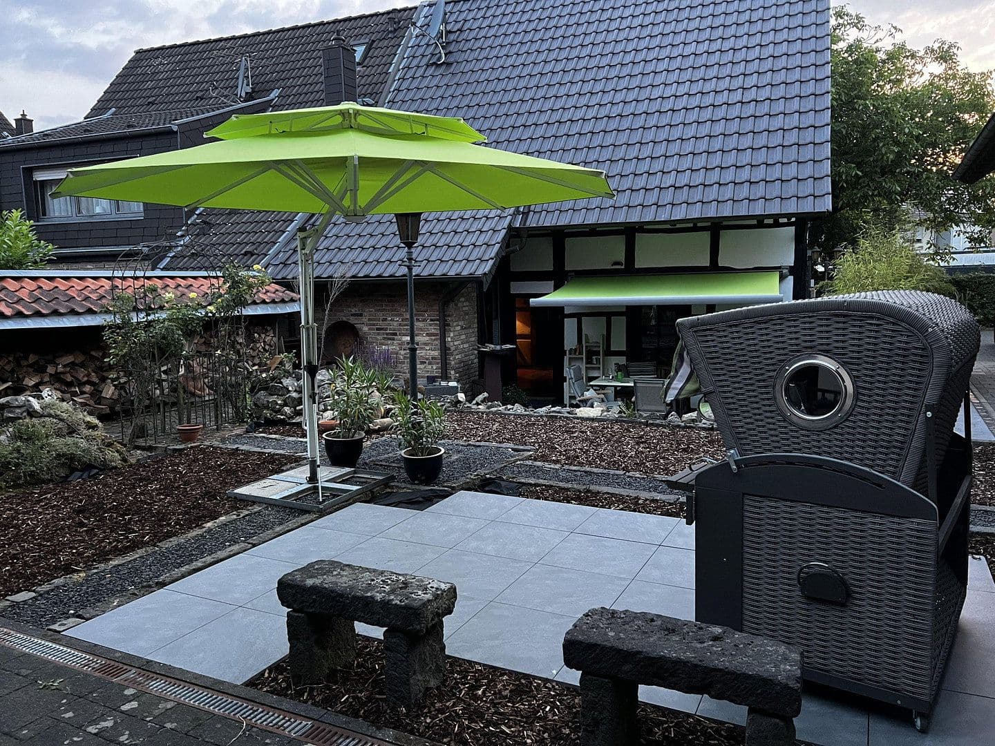 Prodej domu 345 m², pozemek 1.826 m², Mönchengladbach, Severní Porýní-Vestfálsko Prodej domu 345 m², pozemek 1.826 m², Mönchengladbach, Severní Porýní-Vestfálsko