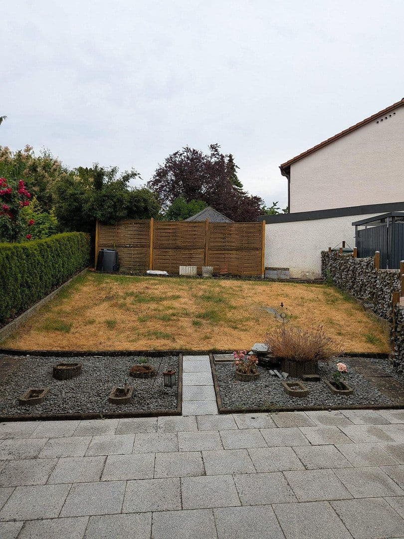 Prodej domu 88 m², pozemek 187 m², Schlesische Straße 38, Aalen, Bádensko-Württembersko Prodej domu 88 m², pozemek 187 m², Schlesische Straße 38, Aalen, Bádensko-Württembersko