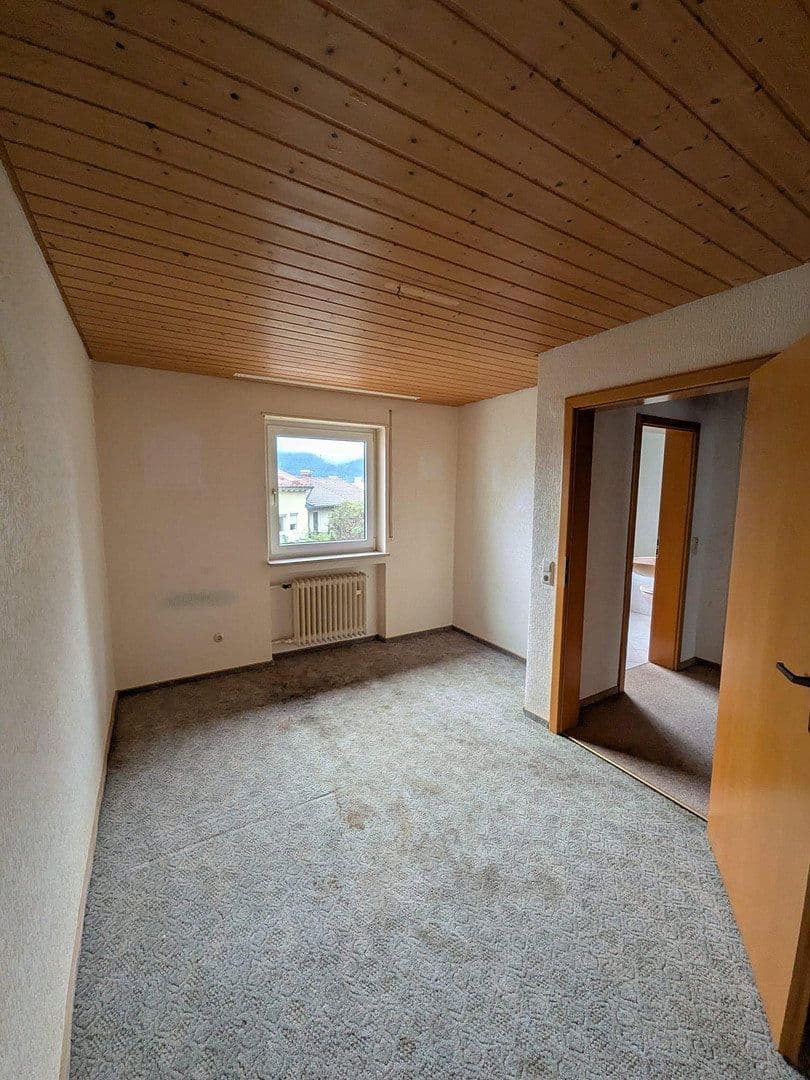 Prodej domu 88 m², pozemek 187 m², Schlesische Straße 38, Aalen, Bádensko-Württembersko Prodej domu 88 m², pozemek 187 m², Schlesische Straße 38, Aalen, Bádensko-Württembersko