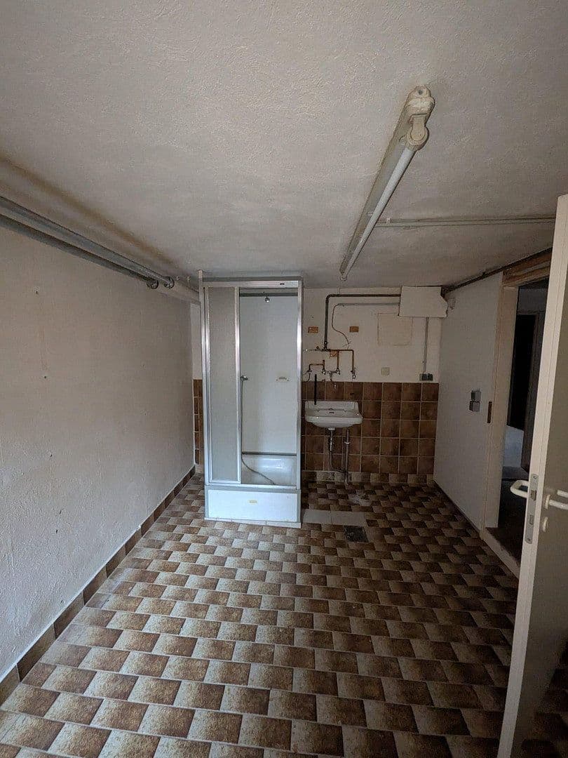 Prodej domu 88 m², pozemek 187 m², Schlesische Straße 38, Aalen, Bádensko-Württembersko Prodej domu 88 m², pozemek 187 m², Schlesische Straße 38, Aalen, Bádensko-Württembersko